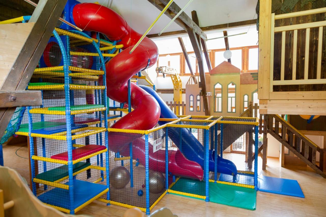 Familienresort & Kinderhotel Ramsi Hermagor-Pressegger See Zewnętrze zdjęcie